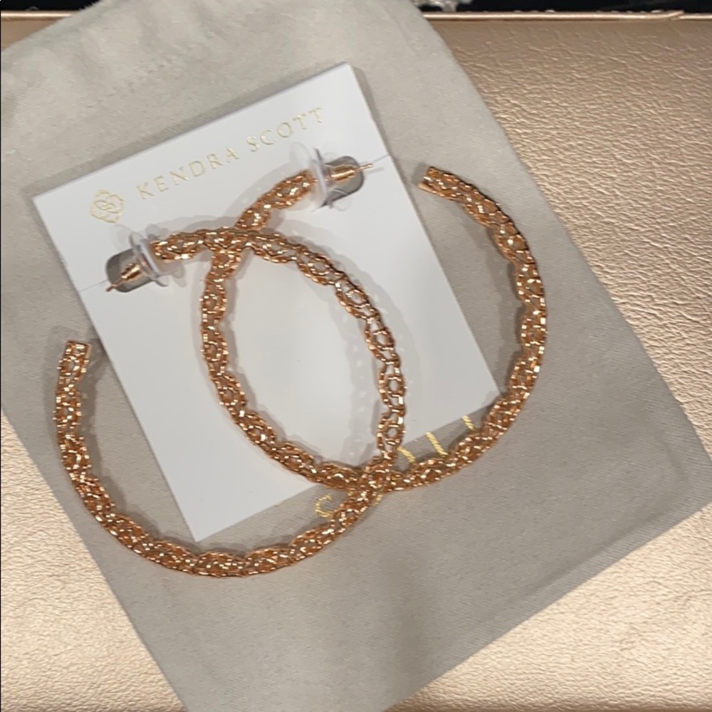 Kendra Scott - Maggie Hoop Earrings in Rose Gold